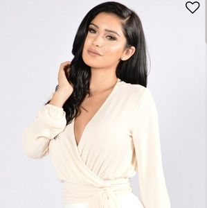 Little White lies Top. Size 2x.